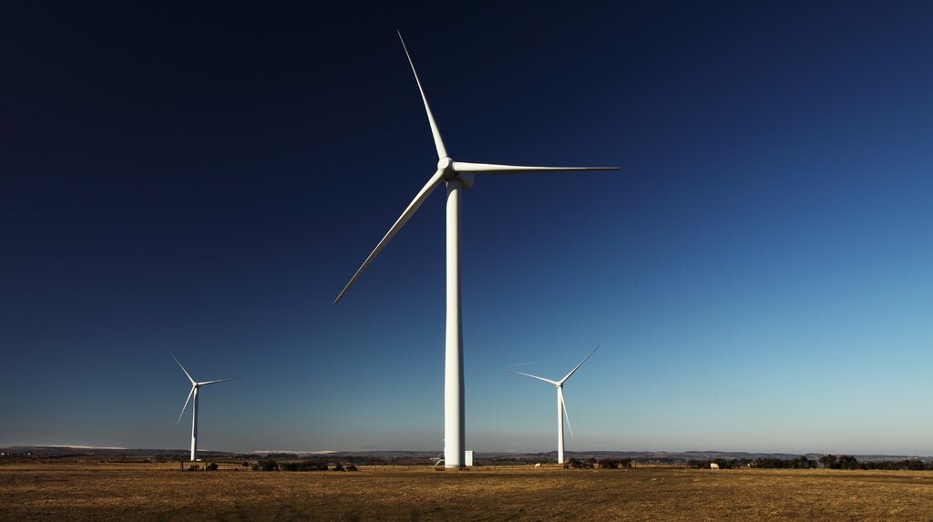 sky-technology-farm-windmill-wind-environment-1159330-pxhere.com