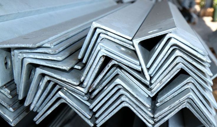 besi siku sentral besi.jpg