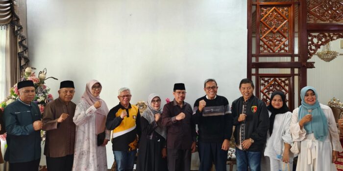 Foto Bersama Kerukunan Keluarga Sulawesi Selatan (KKSS)