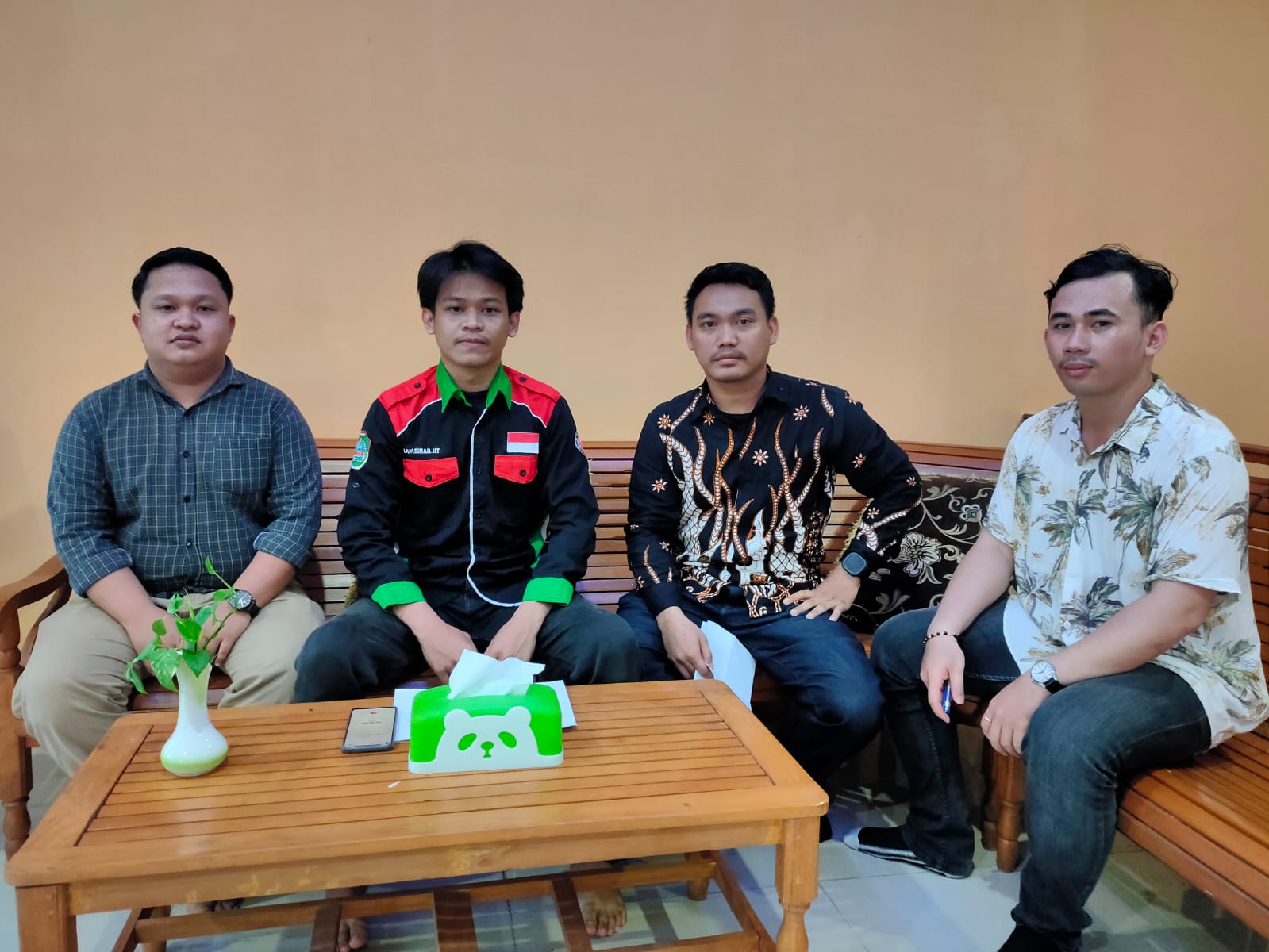 Pengurus Formalak menggelar konferensi pers, Jumat (14/6/2024) . Mereka mendorong pembangunan desa mandiri di Landak terus dilanjutkan.