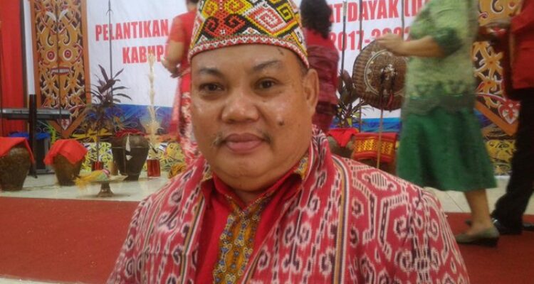 Foto :sekretaris jenderal-majelis adat dayak-nasional madn yakobus kumis