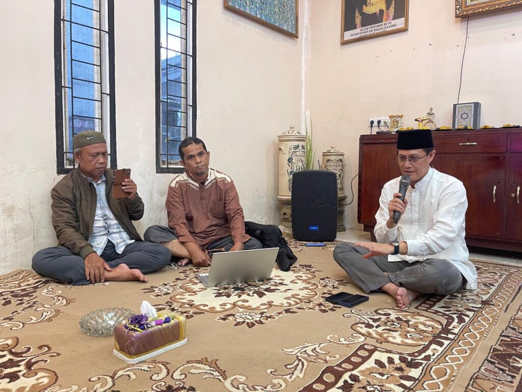 Anggota DPD RI, Syarif Mahmud Melvin Alkadrie, dialog bersama pihak Koperasi Bulan Mandiri Sejahtera di kediamannya