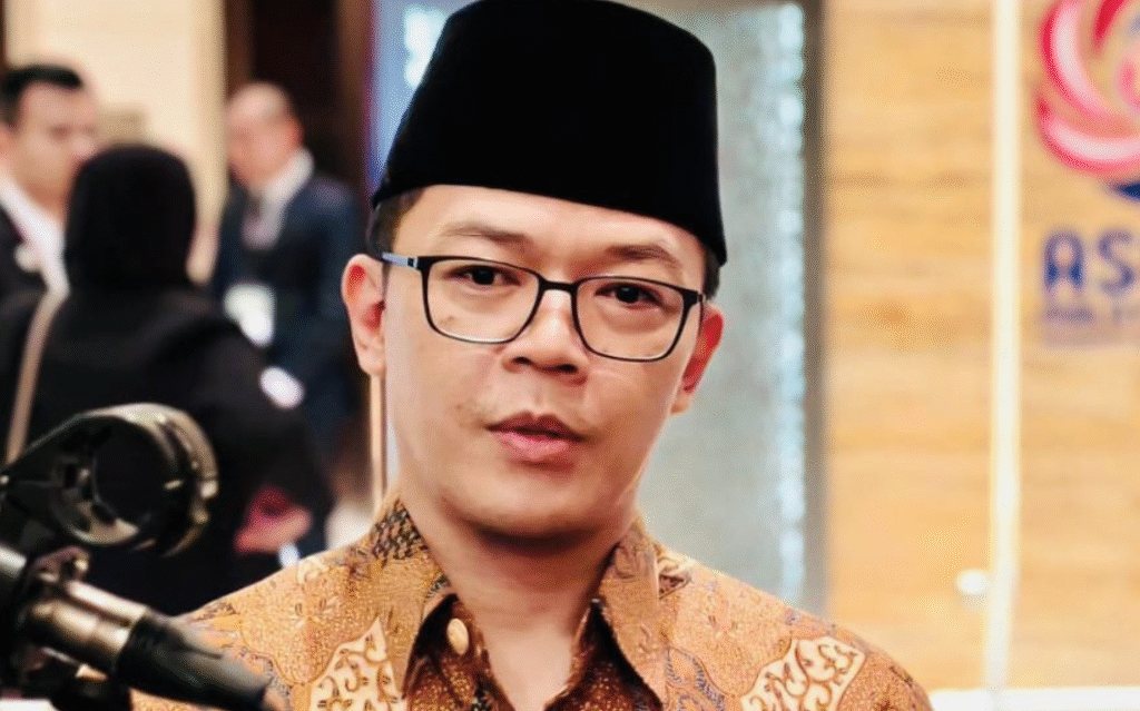 Menteri Luar Negeri Sugiono menyampaikan keterangannya kepada awak media usai mendampingi Presiden menghadiri gala dinner di Kuala Lumpur Convention Centre (KLCC), Malaysia pada Senin, 26 Mei 2025