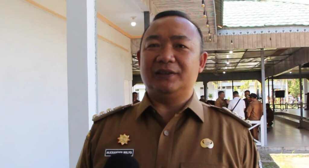 Bupati Ketapang Alexander