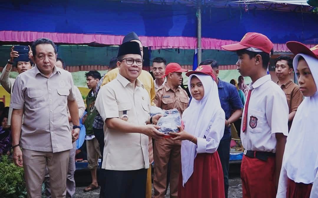 Bupati Sambas Satono