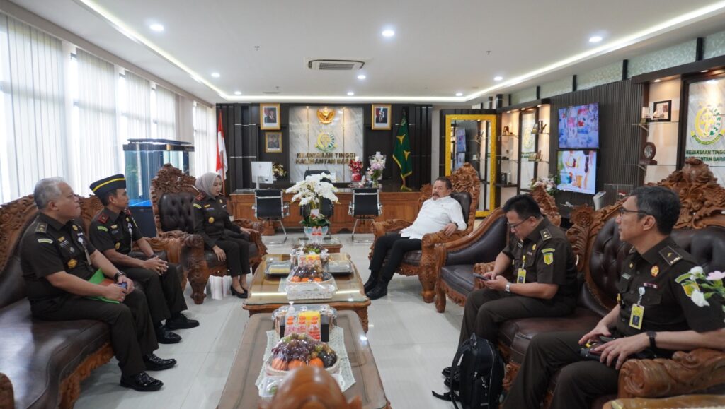 Jaksa Agung Melaksanakan Kunjungan Kerja ke Kejati kalbar pada Selasa (8/07/25)