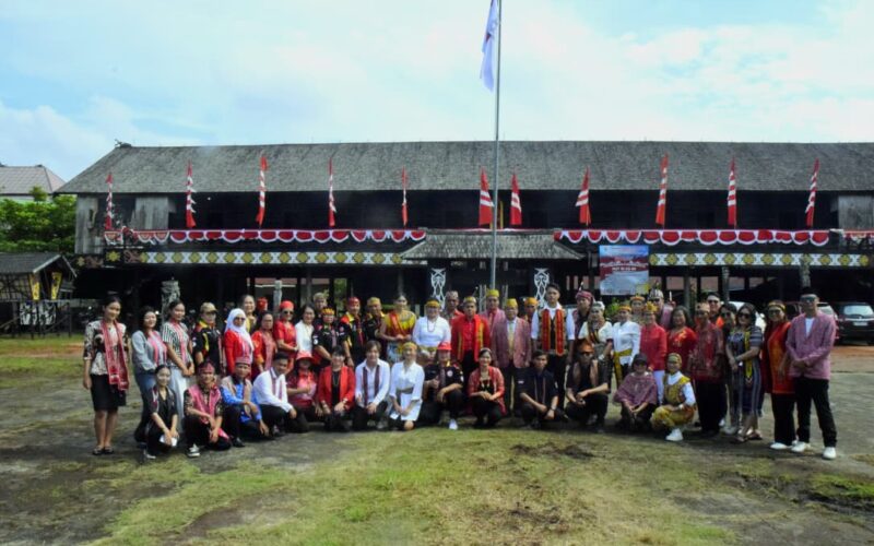 Dewan Adat Dayak