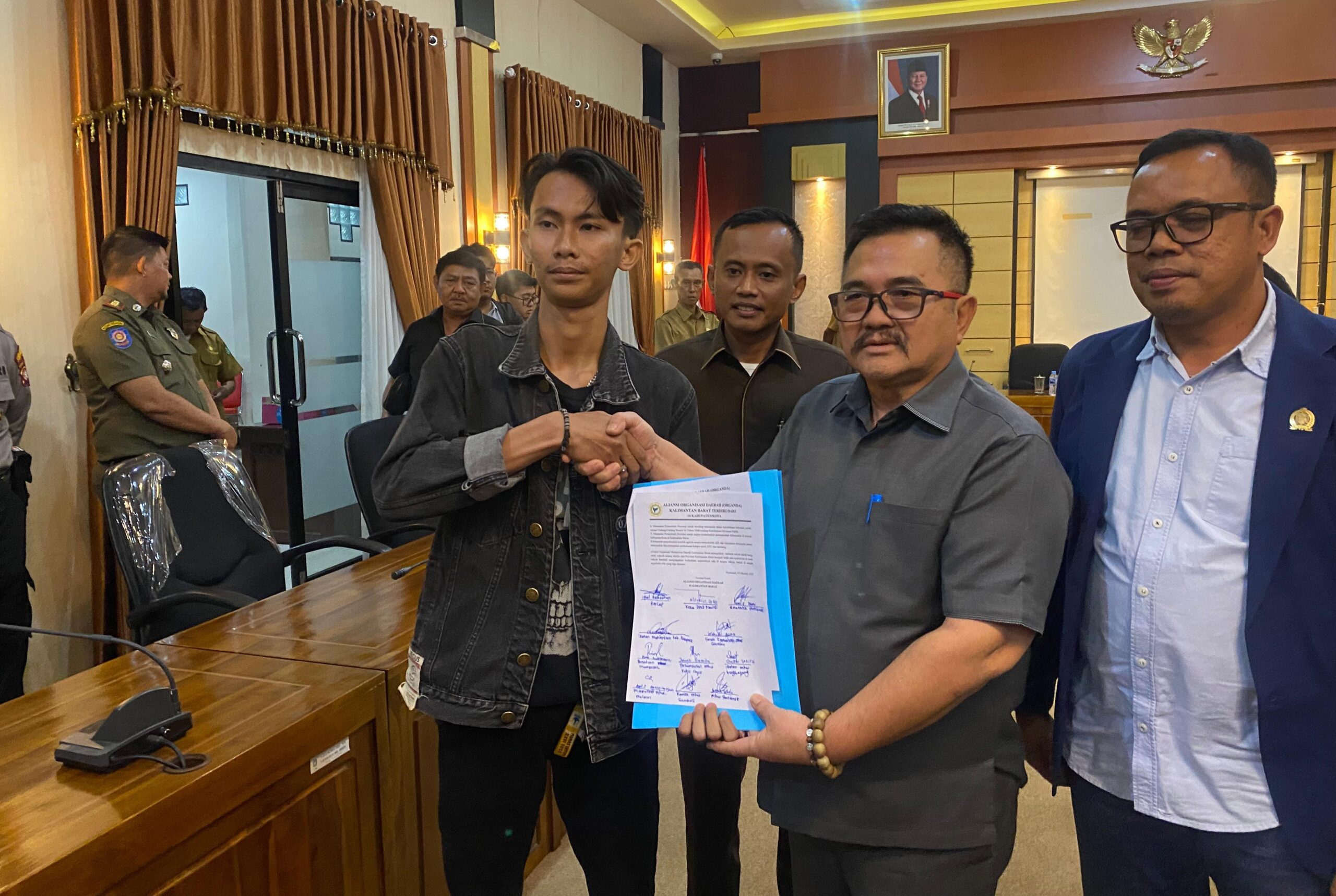 DPRD Kalbar