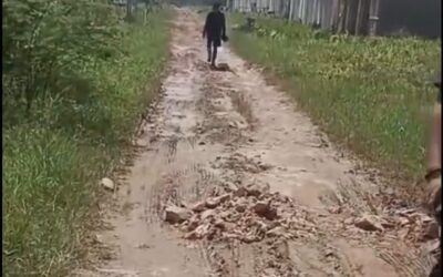 Jalan Komplek