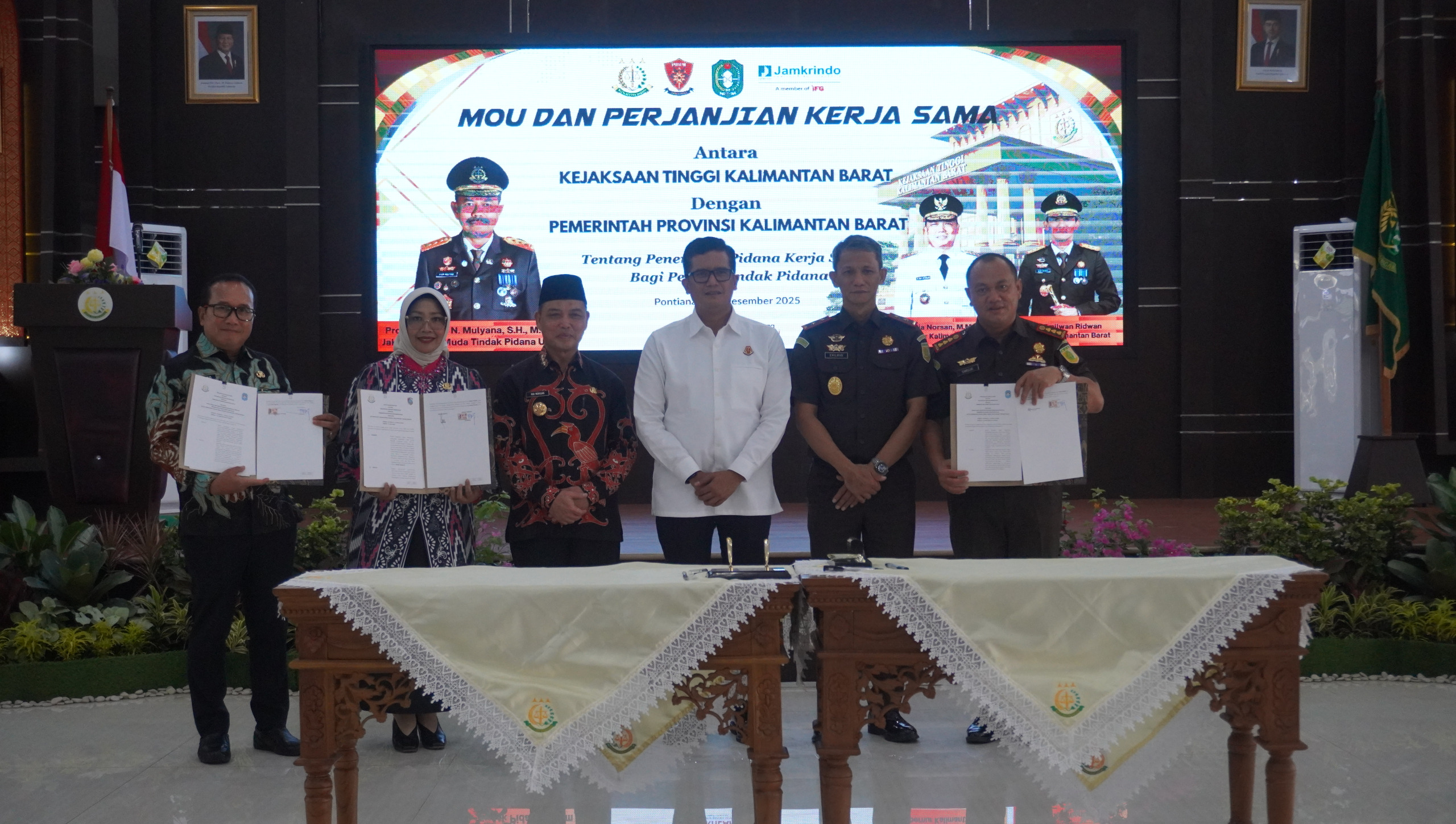 WhatsApp Image 2025-12-03 at 21.59.50 (2)