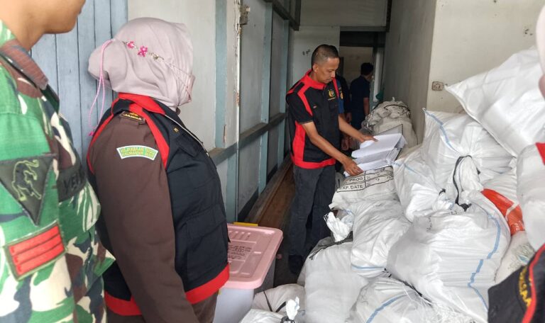 Kejati Periksa PT Laman Mining